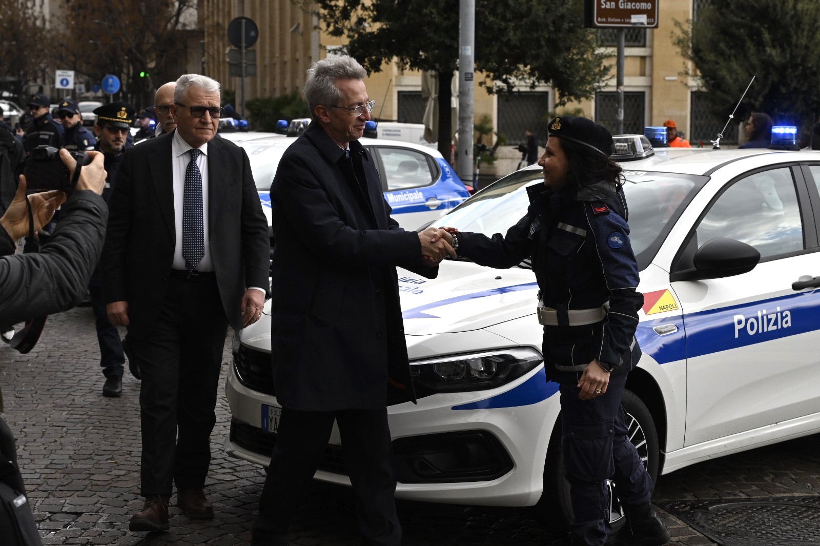 Presentato il nuovo parco auto della Polizia Locale
