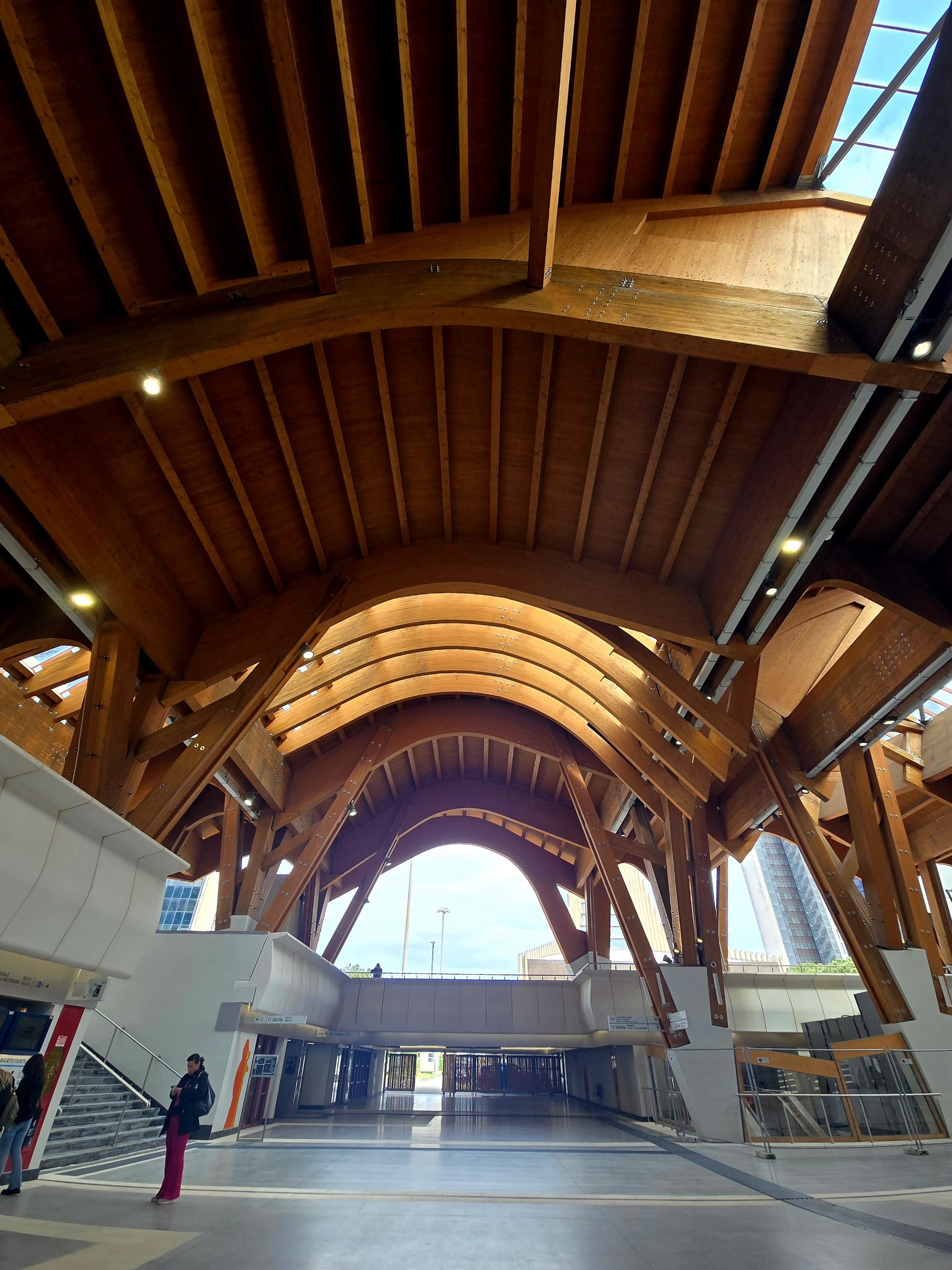 Linea 1, apertura stazione Centro Direzionale