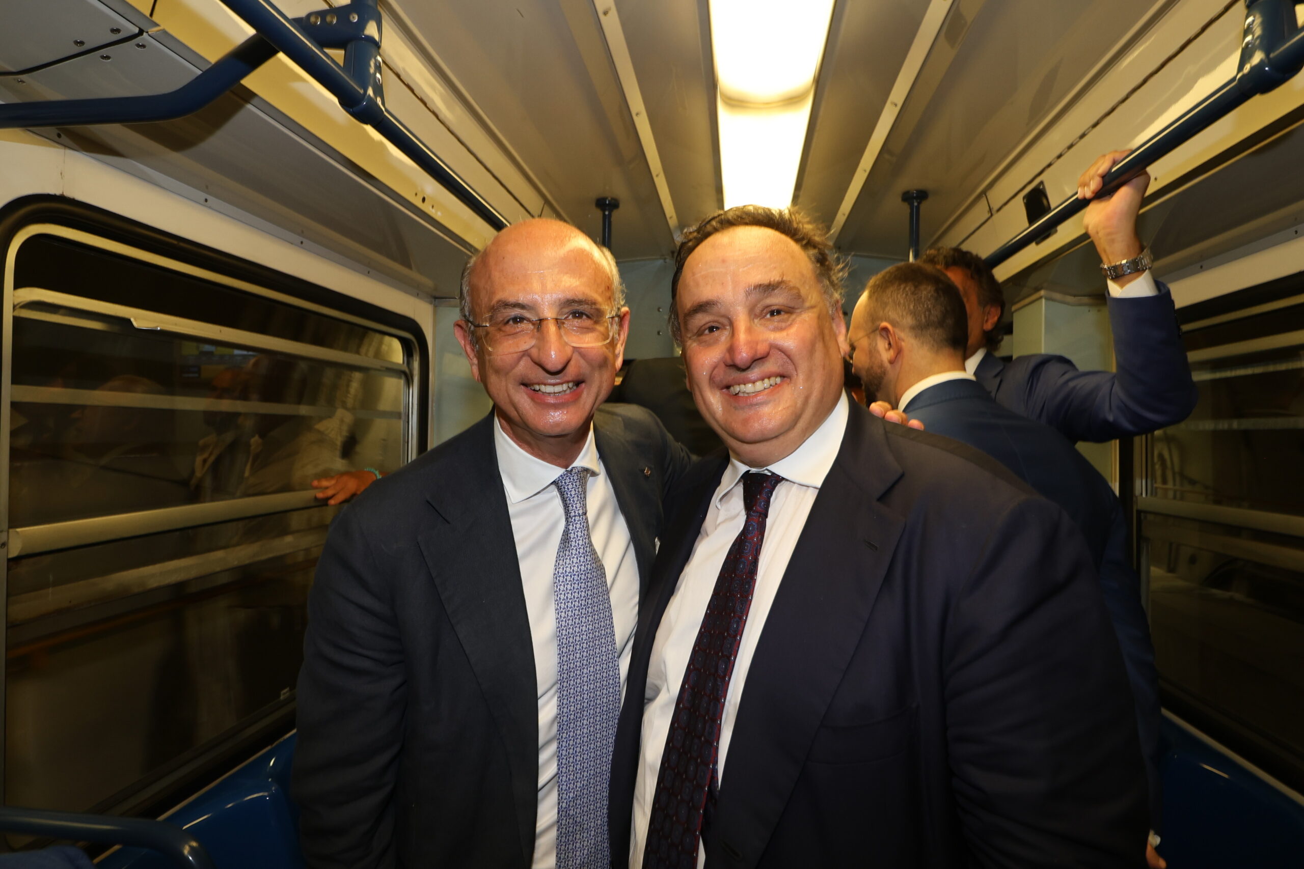 Corsa inaugurale della Linea 6 della Metropolitana