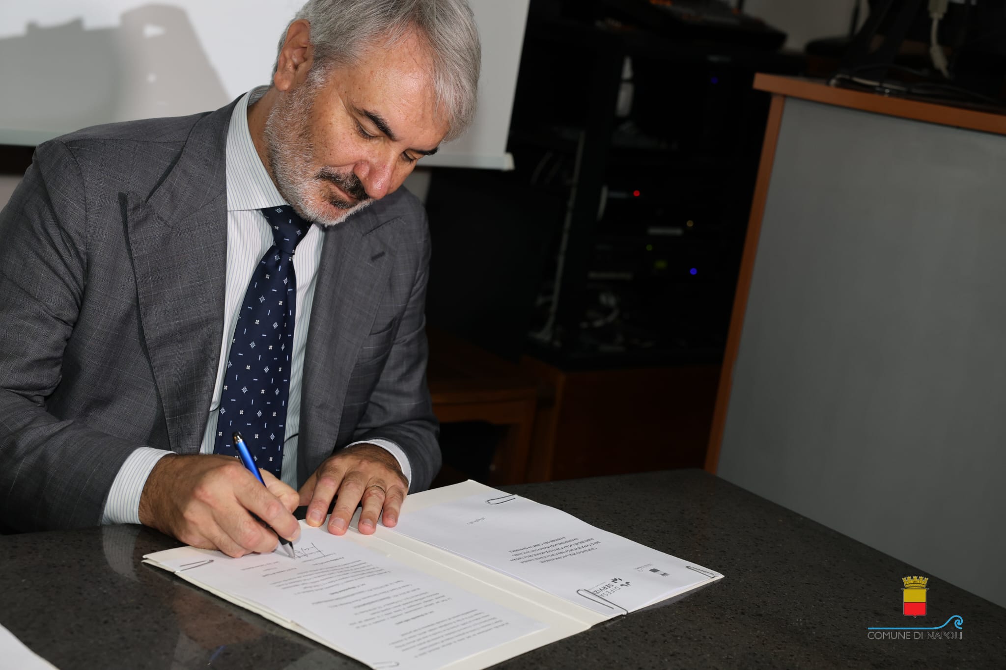 Molo San Vincenzo, firmato il contratto per la realizzazione della passeggiata