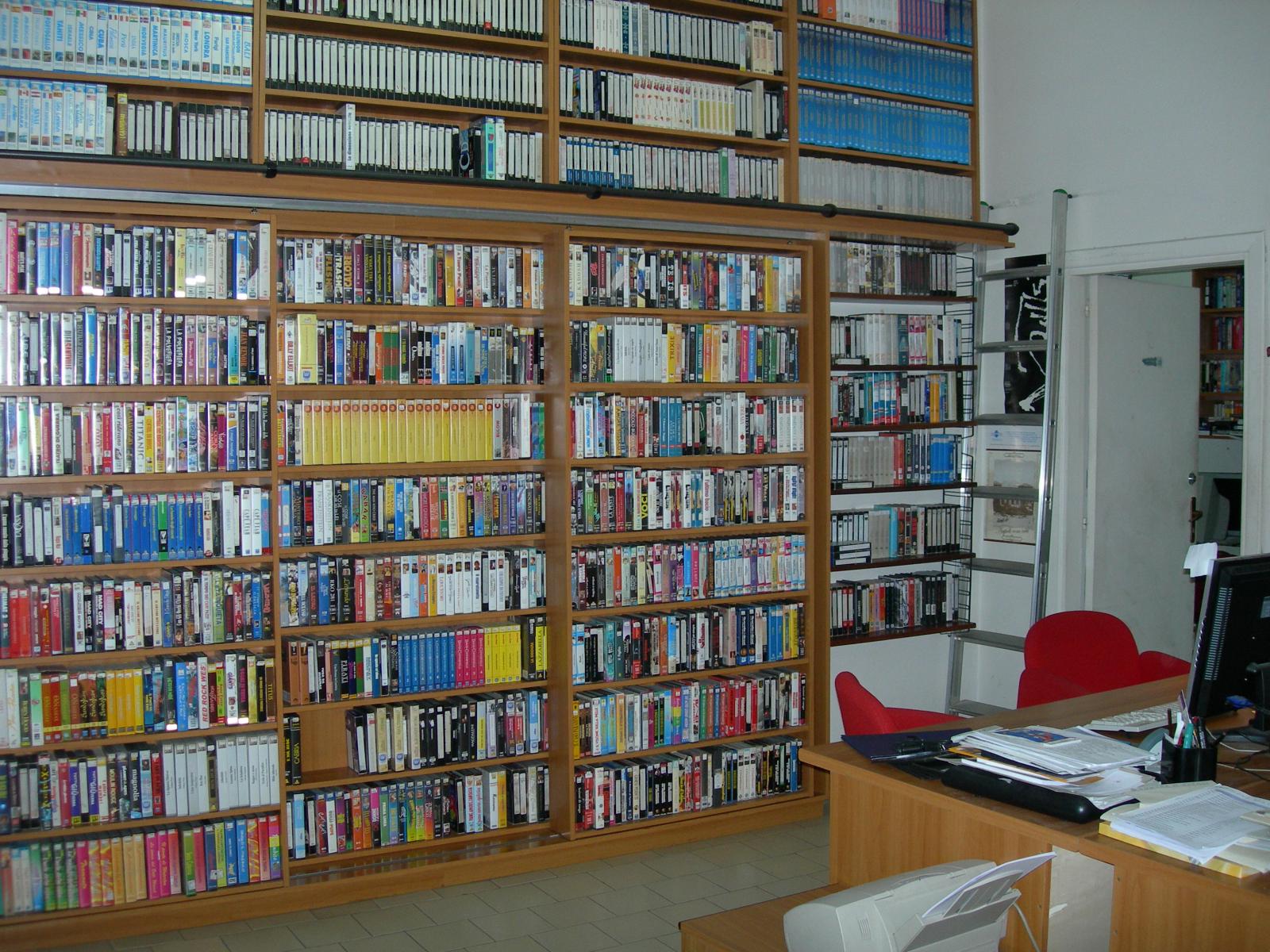 Giovani in Biblioteca: finanziato il progetto per potenziare i servizi della Mediateca Santa Sofia