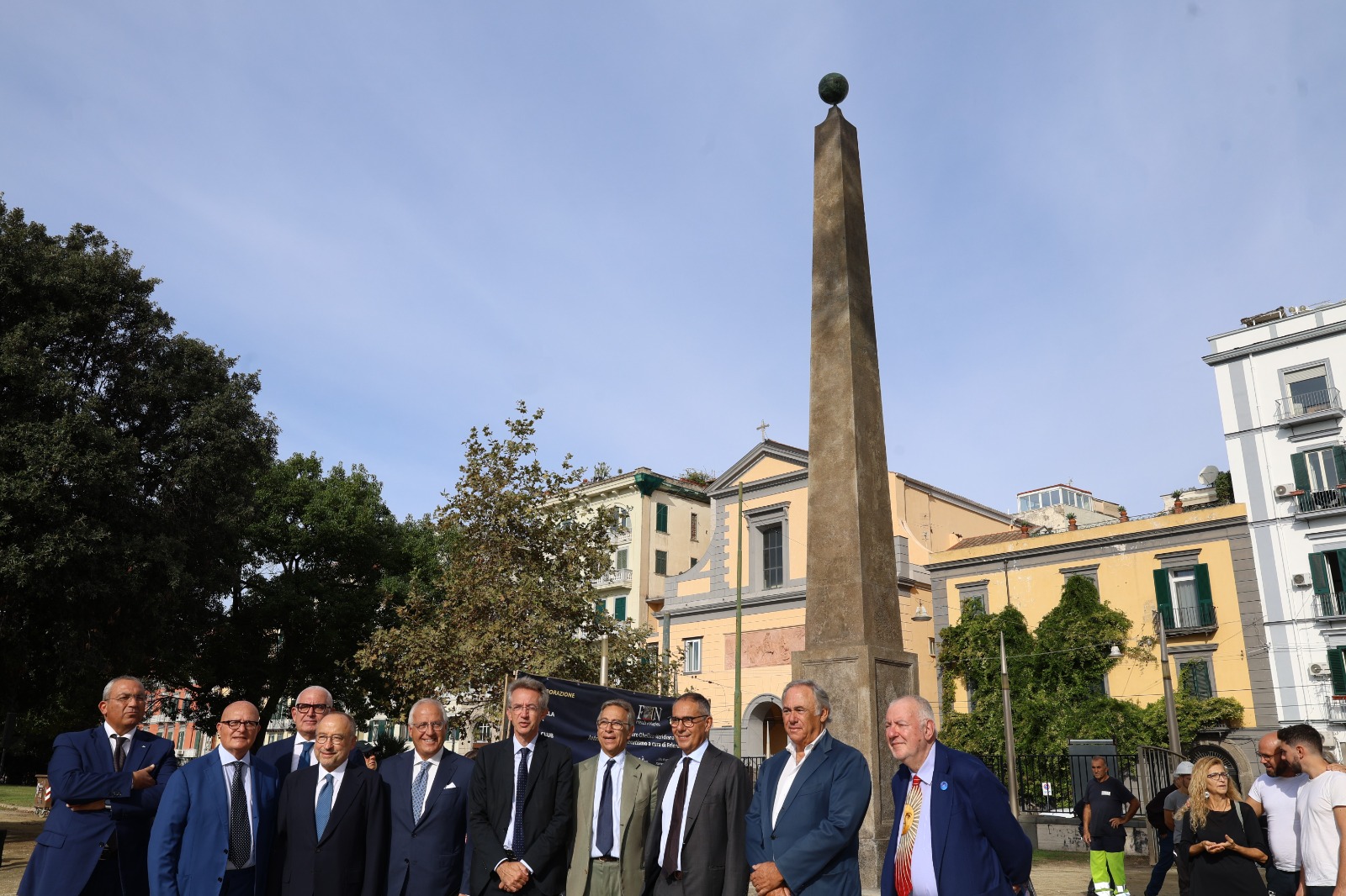Ripristinato l’Obelisco della Meridiana della Villa Comunale