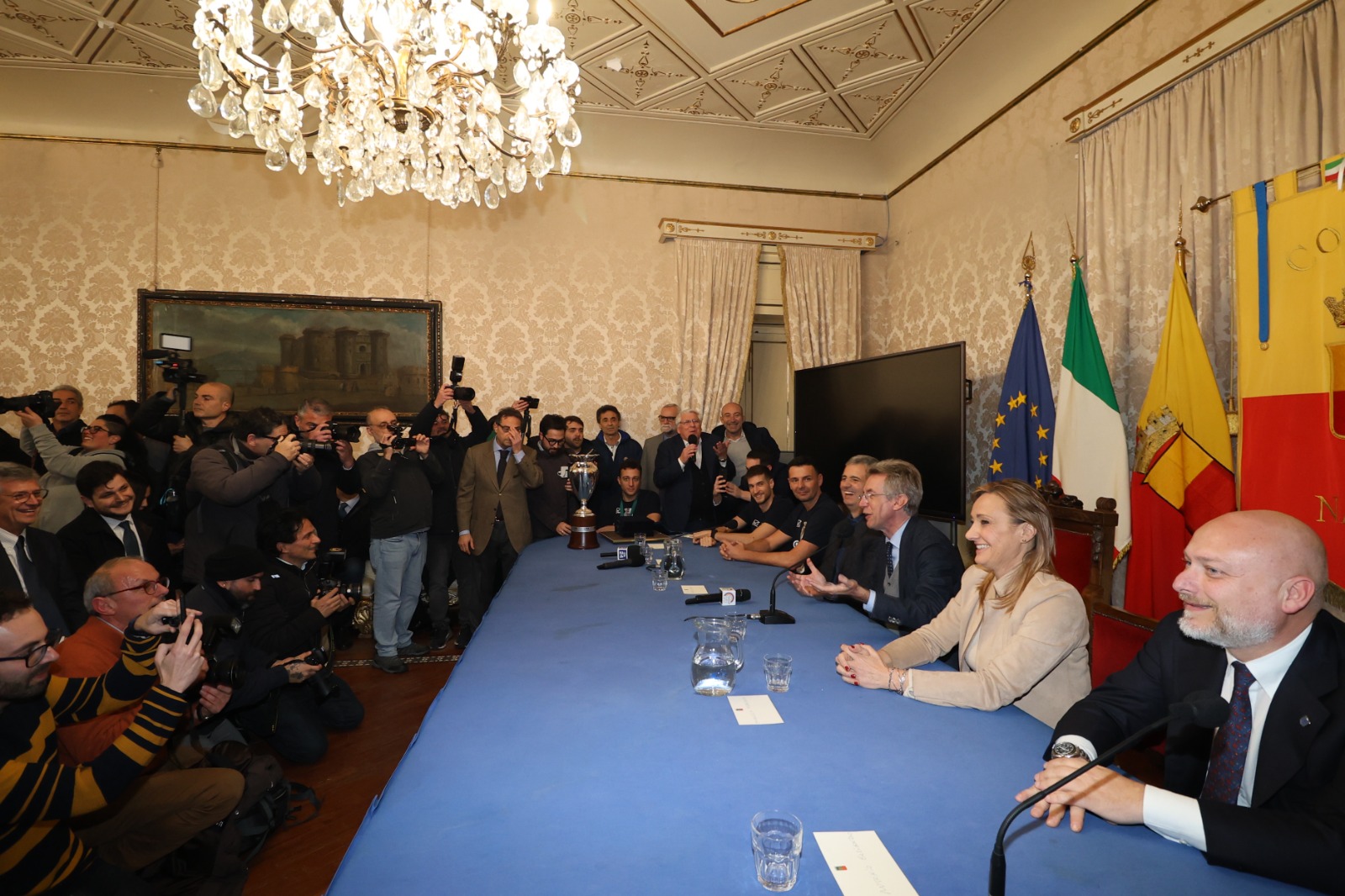 Premiata in Comune la Gevi Napoli basket