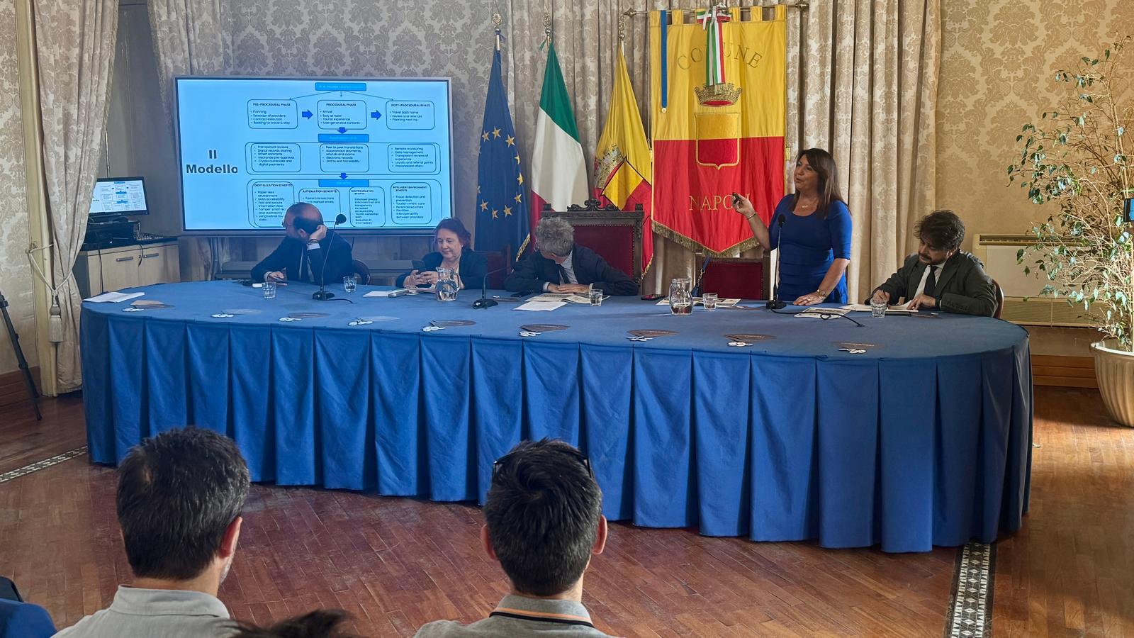 Napoli cresce con il turismo: presentazione dati e brand della città