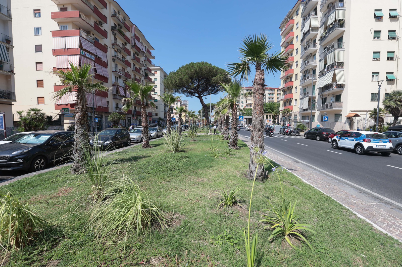 Inaugurati i giardini recuperati di viale Augusto