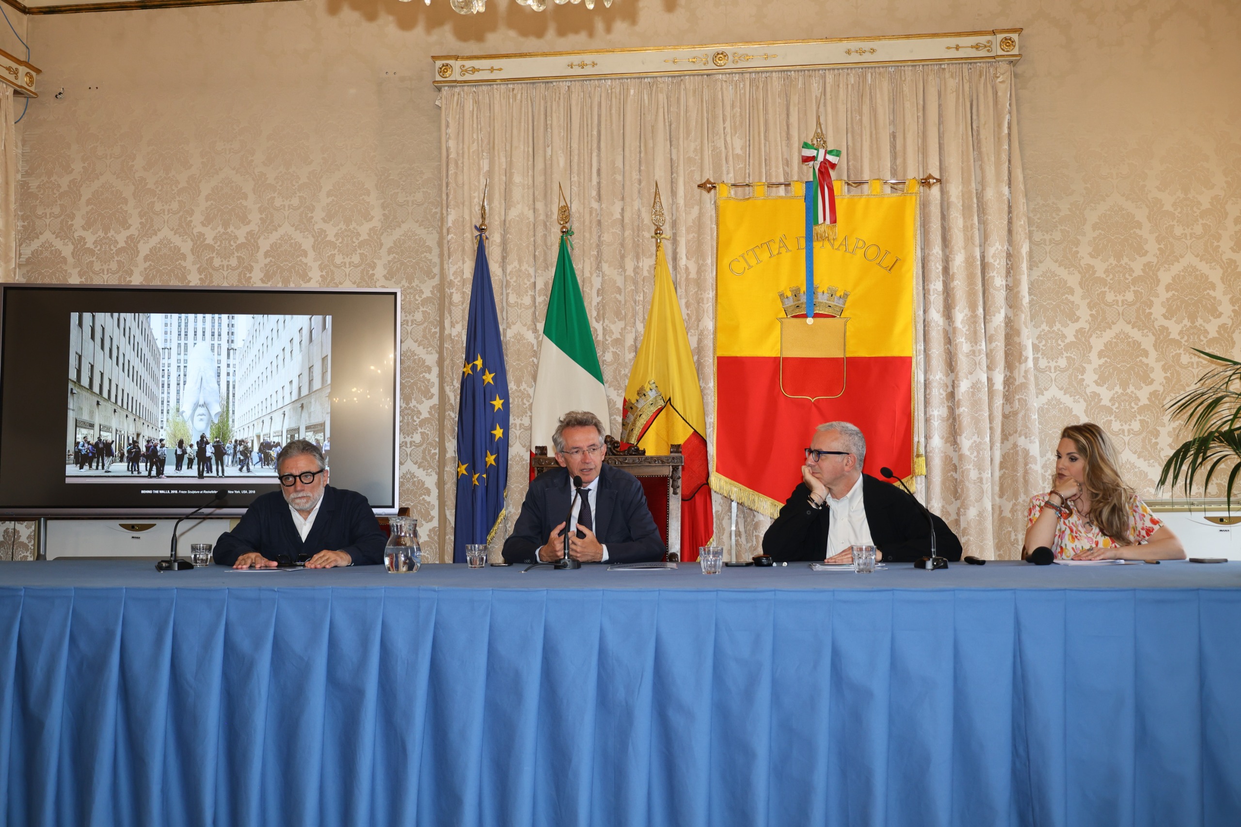 La conferenza di presentazione
