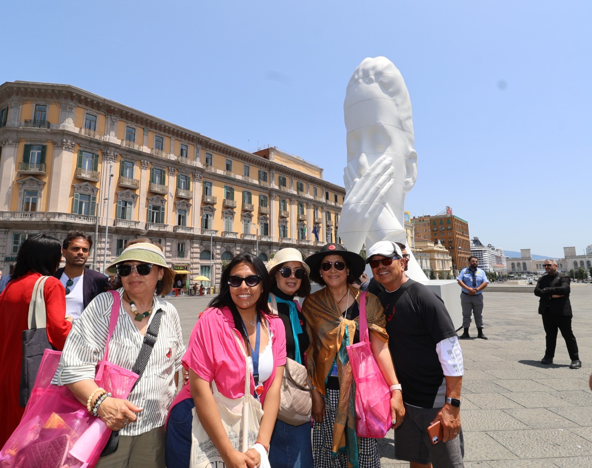 L'inaugurazione dell'opera