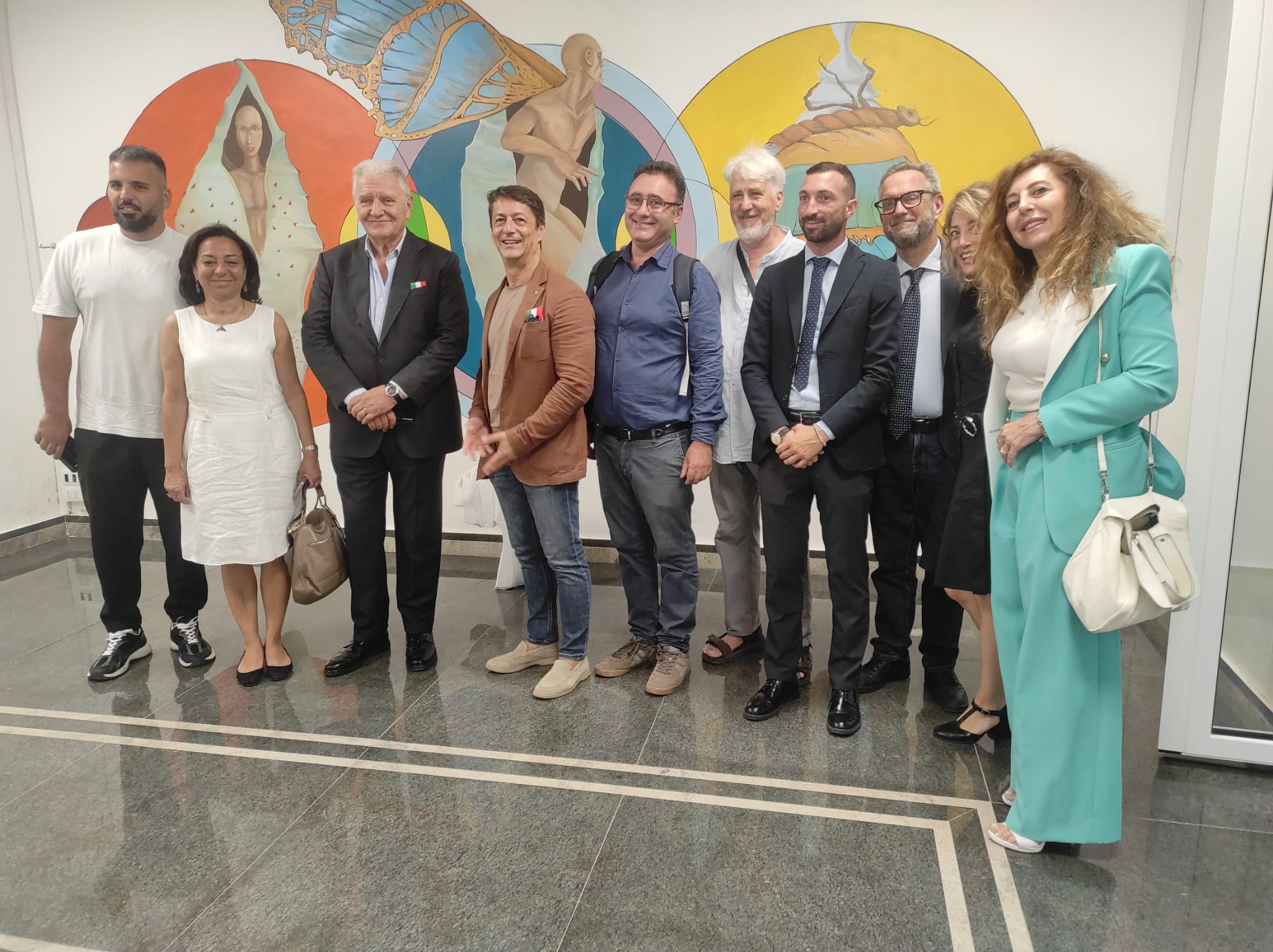 b02