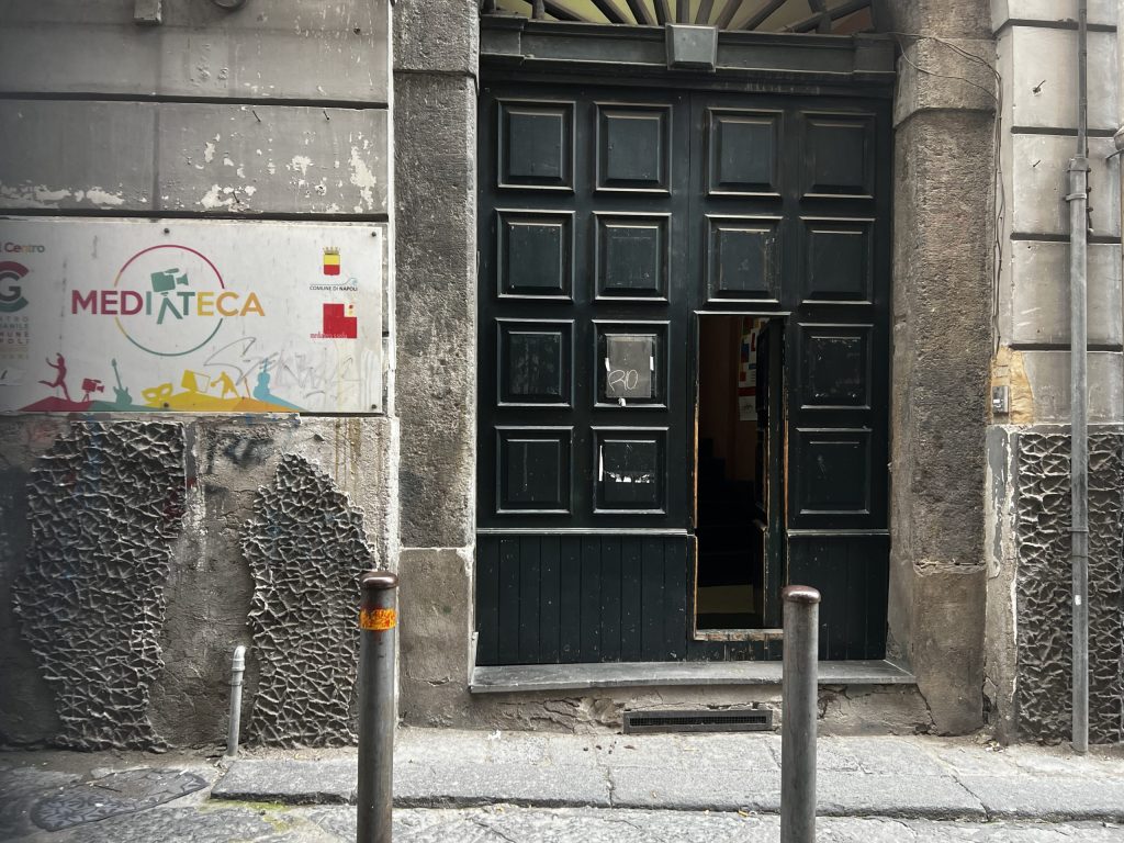 image_16896001